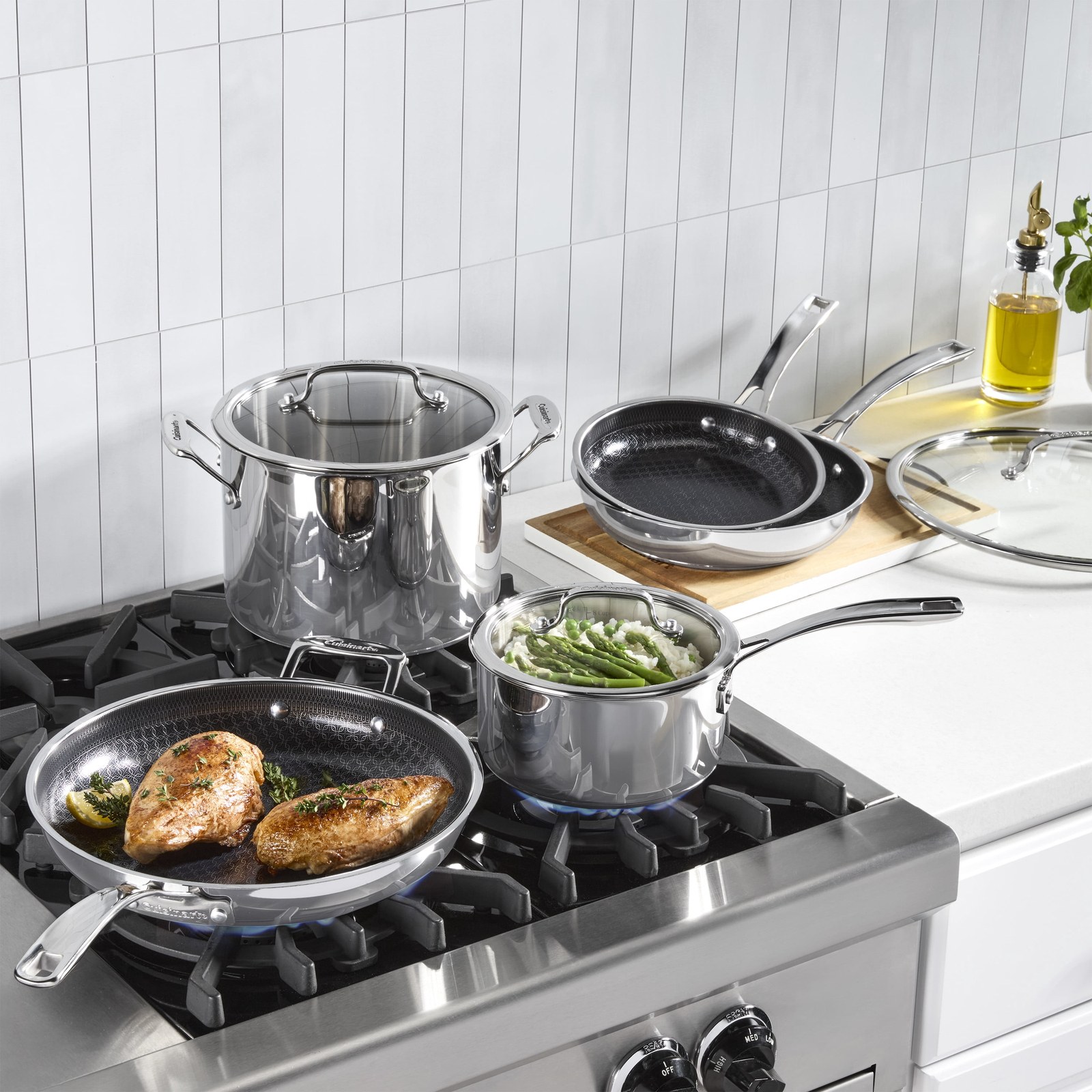 cuisinart-fusionplus-stainless-steel-nonstick-cookware-set-with-lids-8-piece-04433b-03.jpg