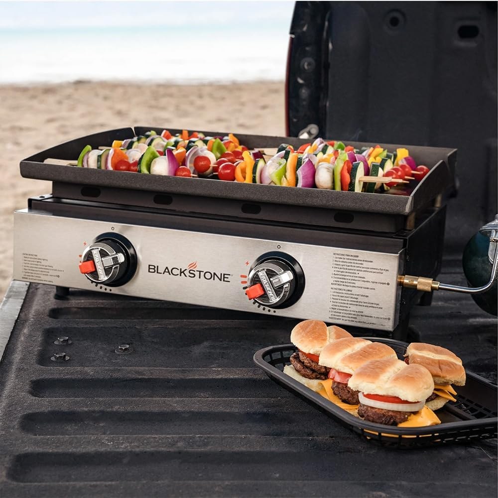 blackstone-22-in-omnivore-tabletop-griddle-travel-bundle-24-000-btu-125449-03.jpg