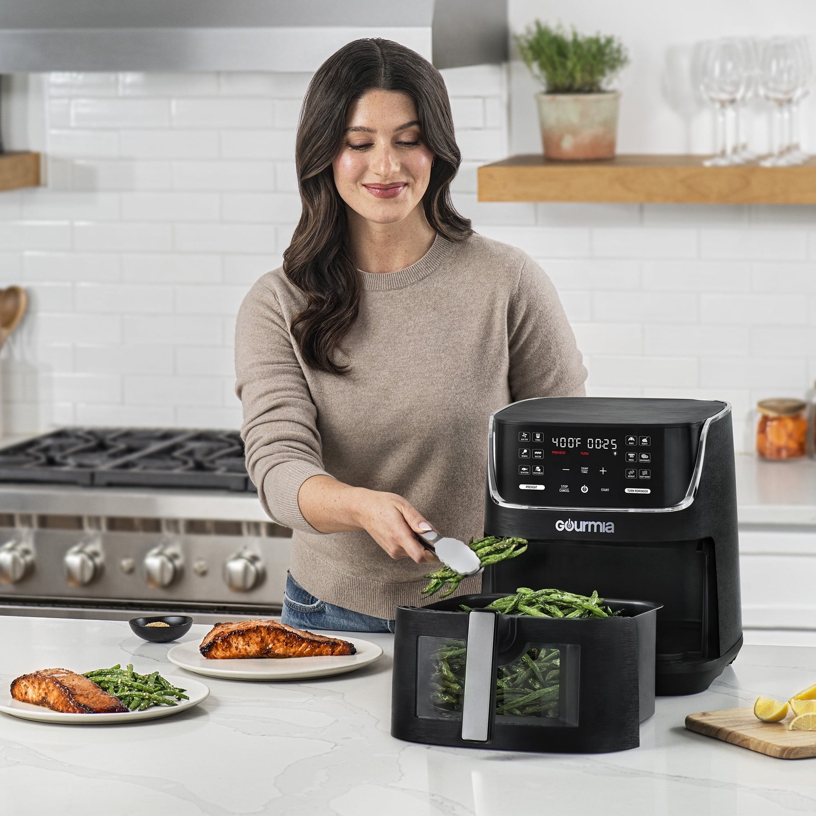 gourmia-8-qt-digital-window-air-fryer-with-nonstick-basket-black-1430ab-02.jpg