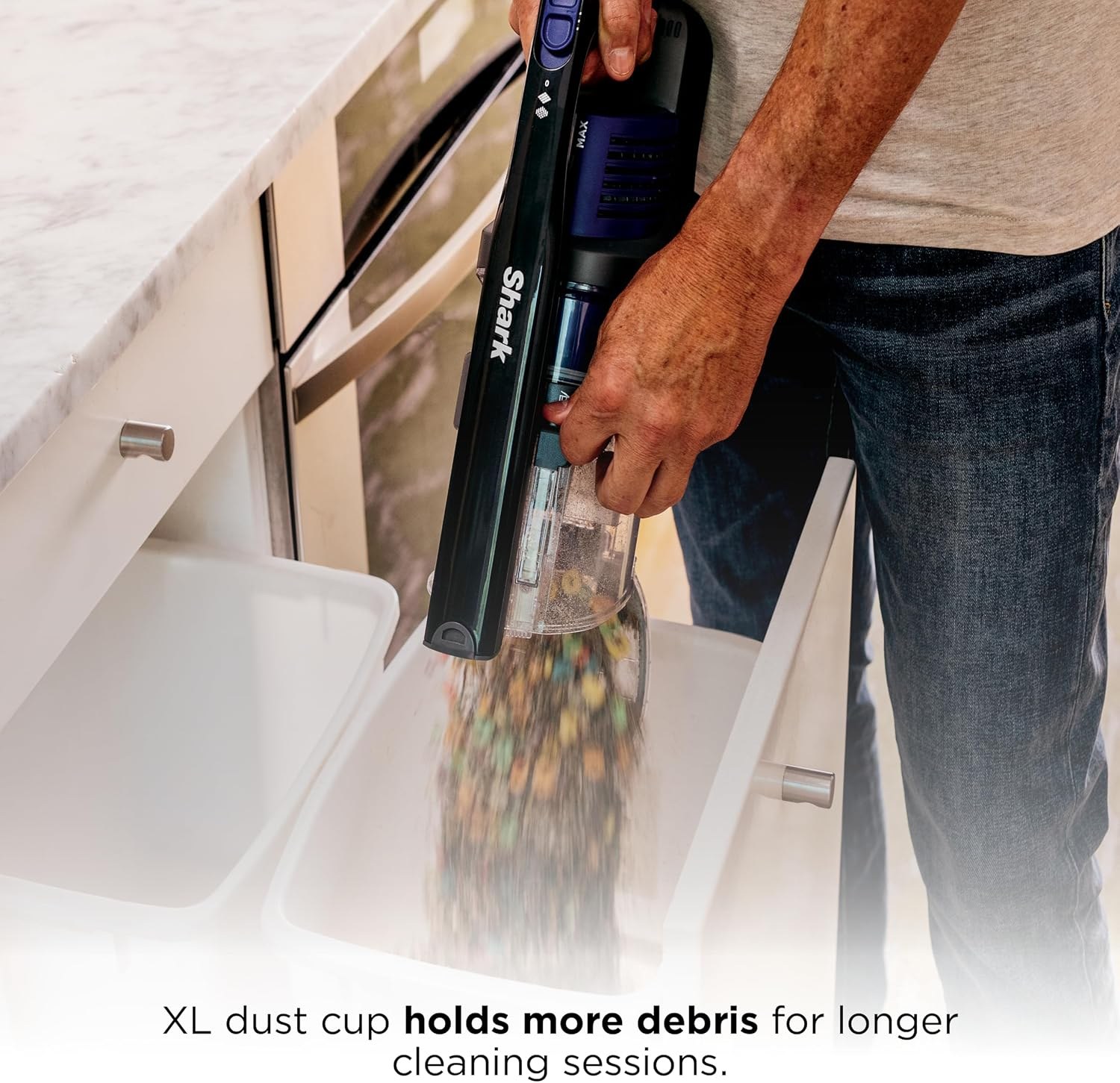 shark-pet-cordless-stick-vacuum-ix141-grey-532e7b-06.jpg