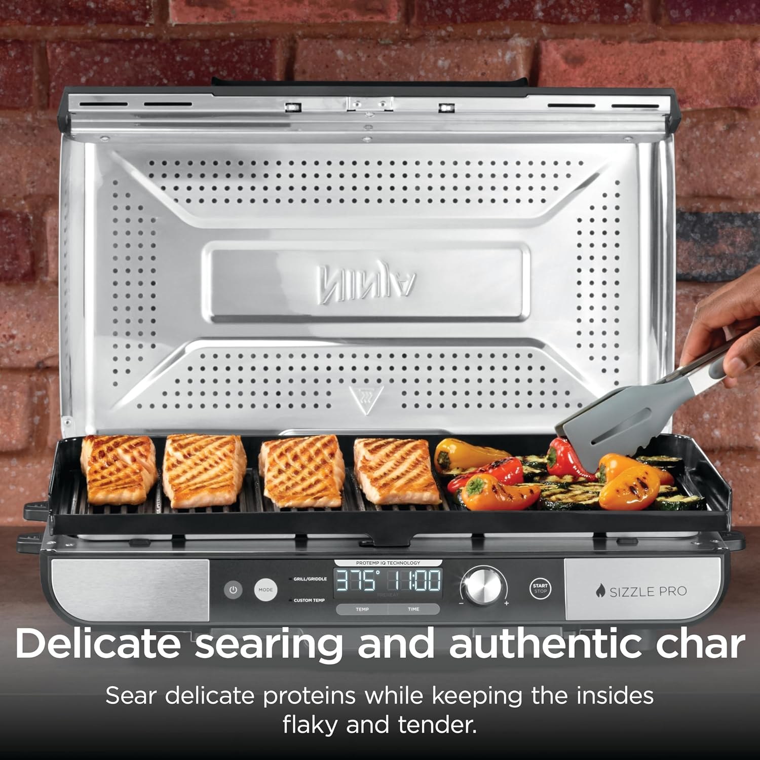 ninja-sizzle-pro-xl-20-indoor-griddle-grill-silver-gx101-9f242d-06.jpg