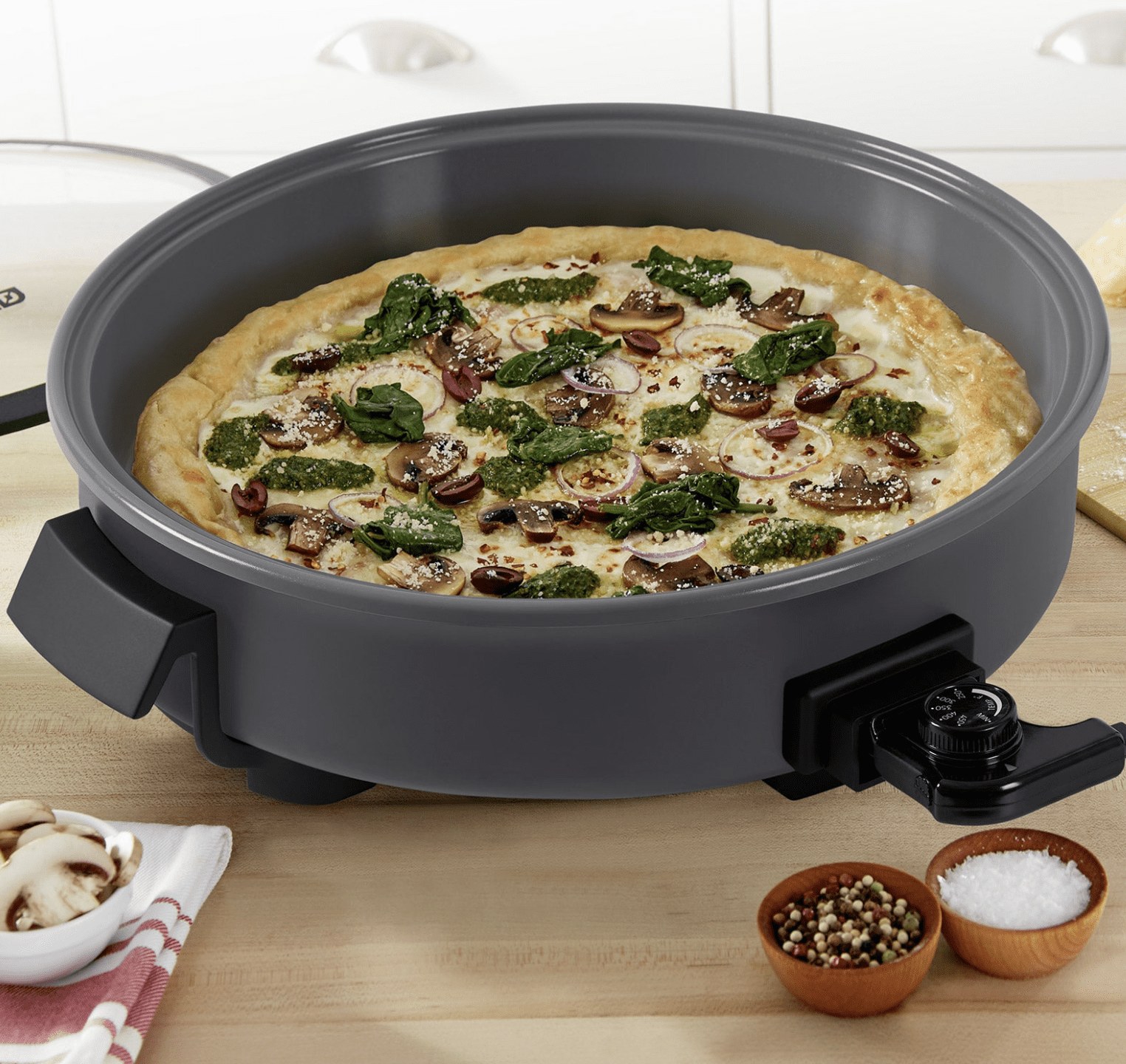 dash-14-family-size-electric-skillet-in-gray-c13427-02.jpg