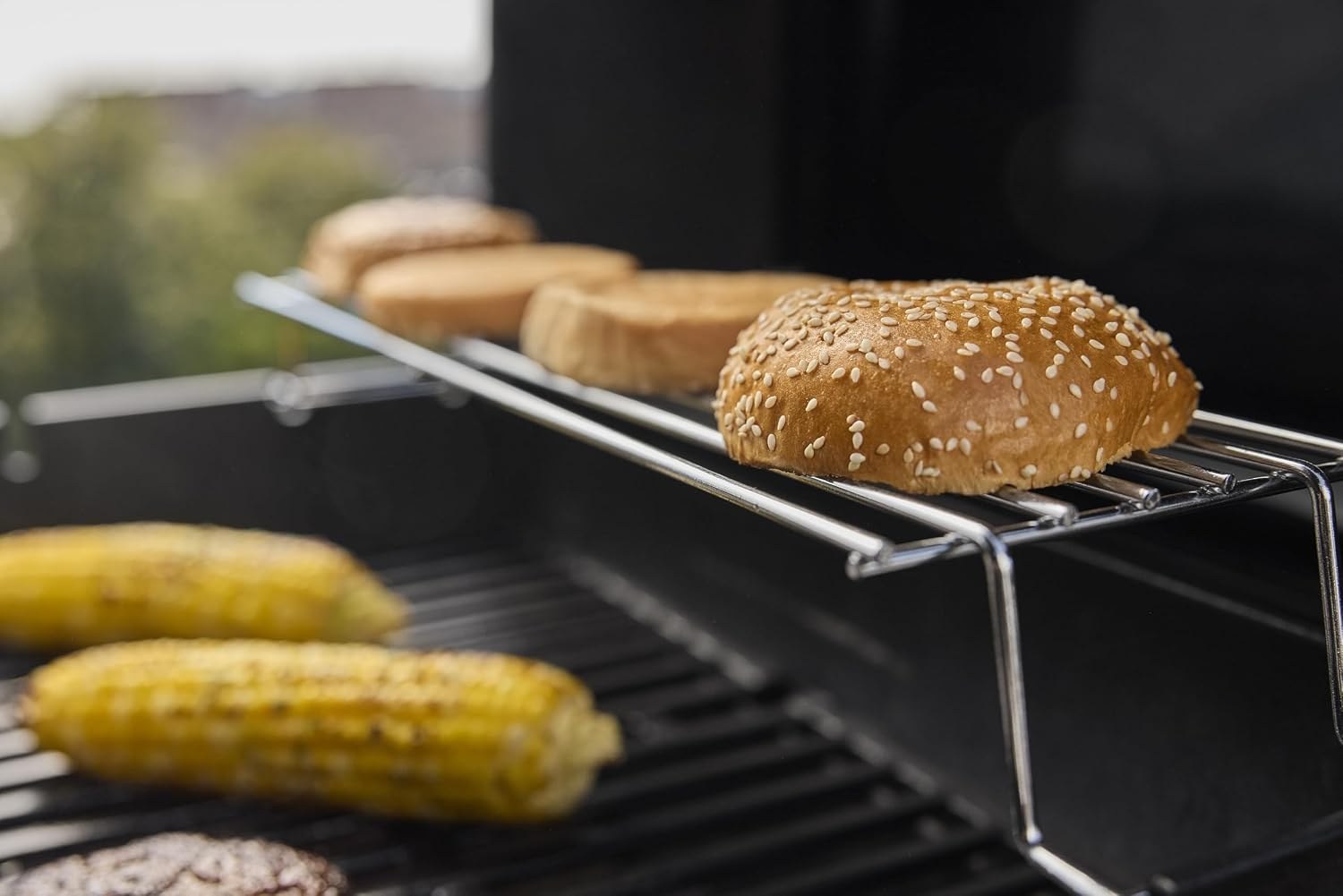 weber-spirit-e-210-propane-gas-grill-black-dcb197-09.jpg